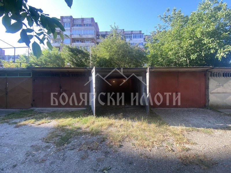 In vendita  Box auto Veliko Tarnovo , Koliu Ficheto , 21 mq | 96312331