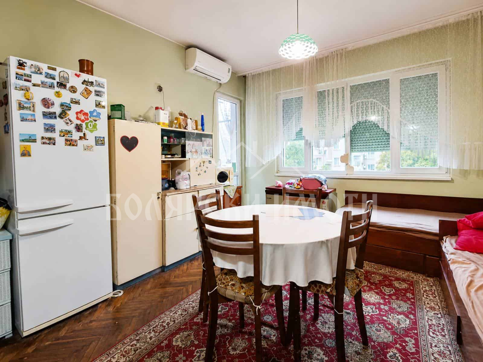 Продава 4-СТАЕН, гр. Велико Търново, Център, снимка 2 - Апартаменти - 55011985
