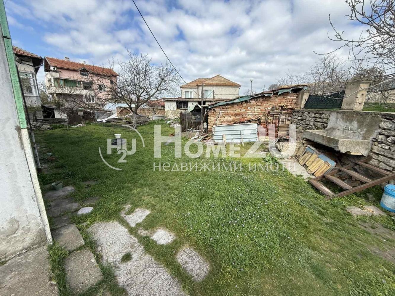 Продава ЕТАЖ ОТ КЪЩА, гр. Аксаково, област Варна, снимка 11 - Етаж от къща - 54203595