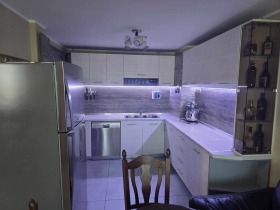 3 bedroom Pobeda, Varna 4