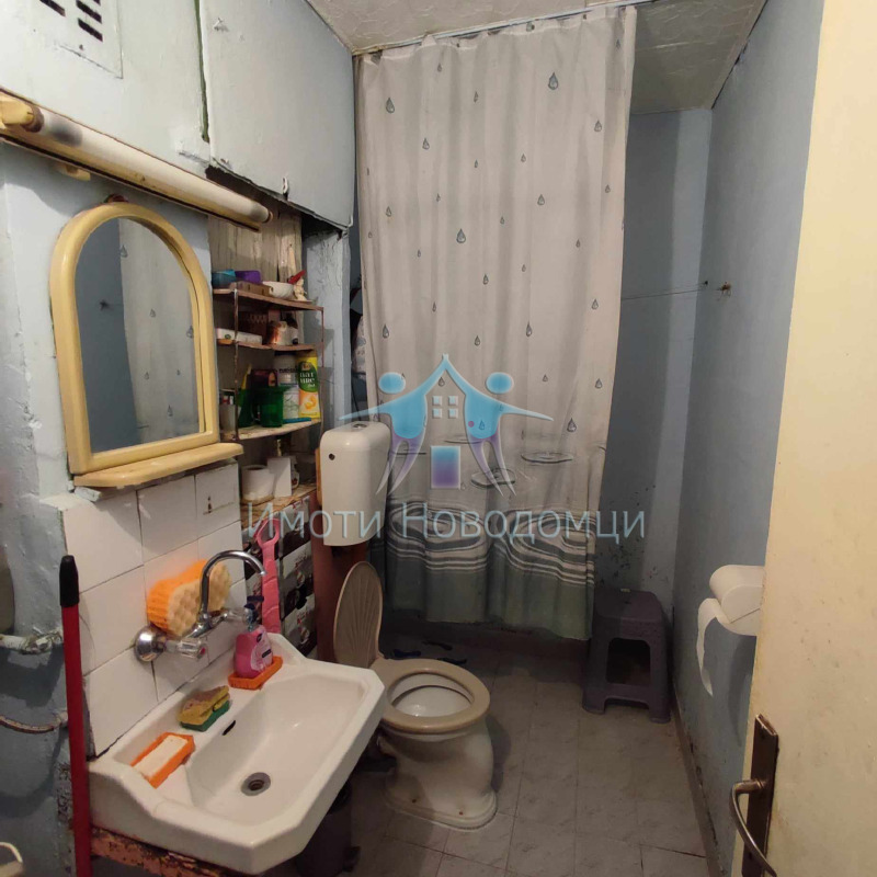 De vânzare  1 dormitor Șumen , Traciia , 60 mp | 54557490 - imagine [5]