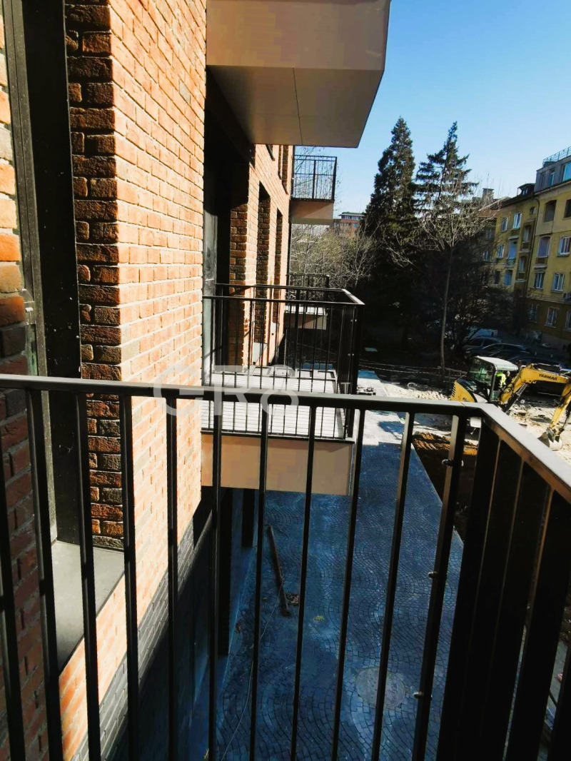 Продава  3-стаен град София , Красно село , 130 кв.м | 24950426 - изображение [3]