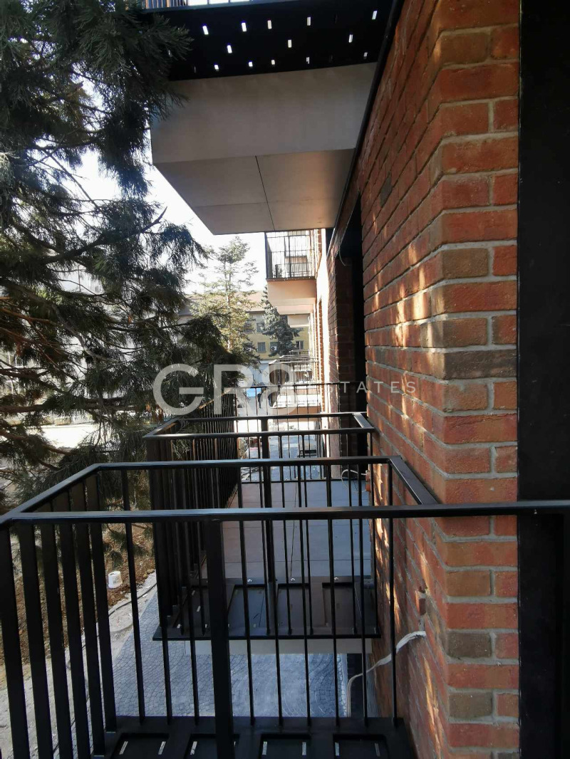 Продава  3-стаен град София , Красно село , 130 кв.м | 24950426 - изображение [2]