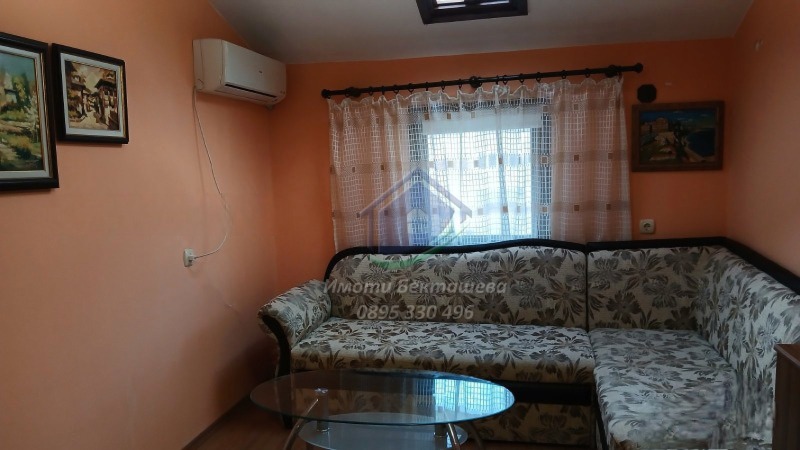 Продава  Ателие, таван град Русе , Дружба 3 , 30 кв.м | 73971493