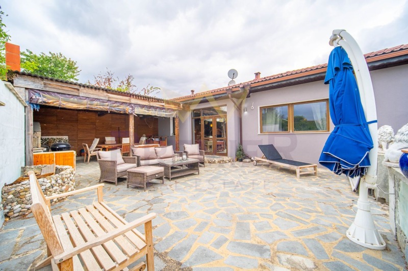 Till salu  Hus Varna , Izgrev , 180 kvm | 73512843