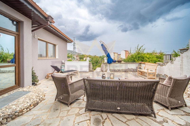 Till salu  Hus Varna , Izgrev , 180 kvm | 73512843 - bild [2]
