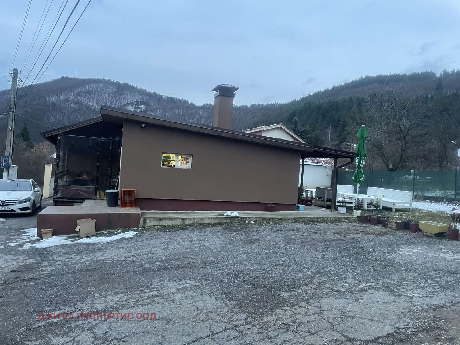 Продава МАГАЗИН, с. Владо Тричков, област София област, снимка 2 - Магазини - 53762194