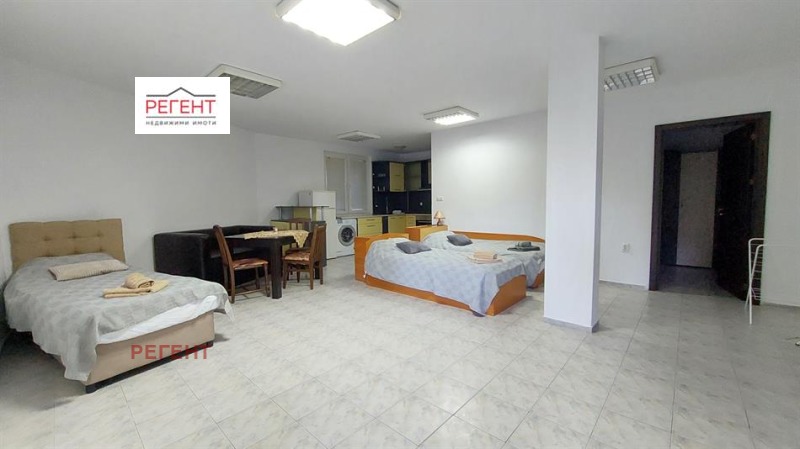 Продава  1-стаен град Габрово , Център , 57 кв.м | 37811296
