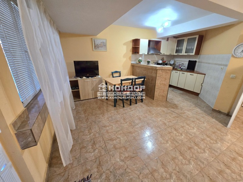 Продава  2-стаен, град Пловдив, Център •  144 990 EUR • ID 30737052 — holmes.bg - [1] 