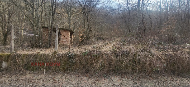Till salu  Komplott region Lovech , Tjerni Osam , 1916 kvm | 84642095 - bild [2]