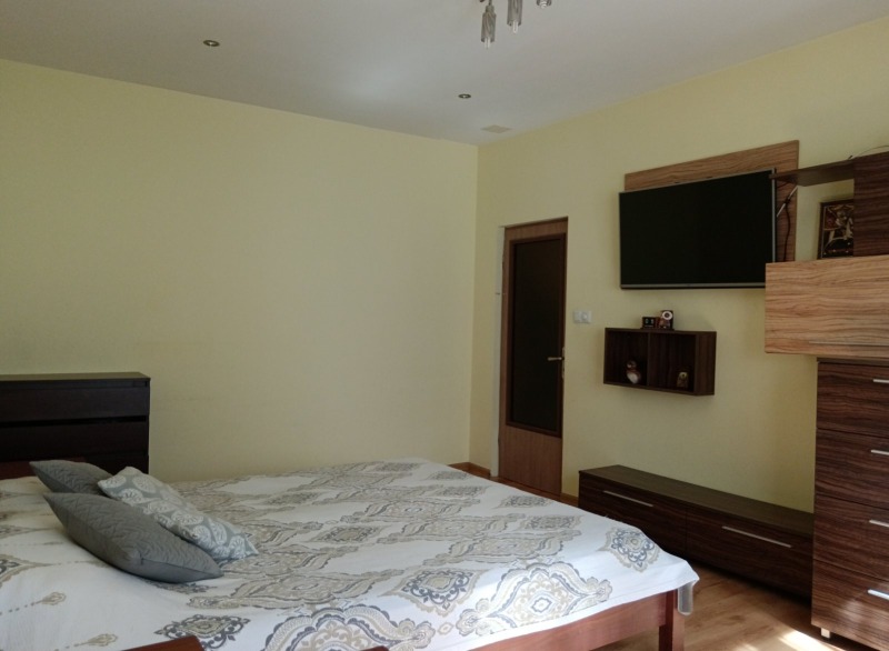 En venta  1 dormitorio Dobrich , Druzhba 2 , 63 metros cuadrados | 50484537 - imagen [3]