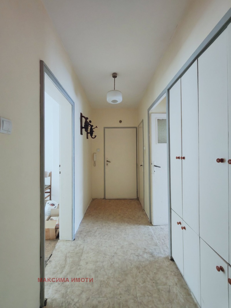 Продава 3-СТАЕН, гр. Бургас, Славейков, снимка 3 - Апартаменти - 52565556