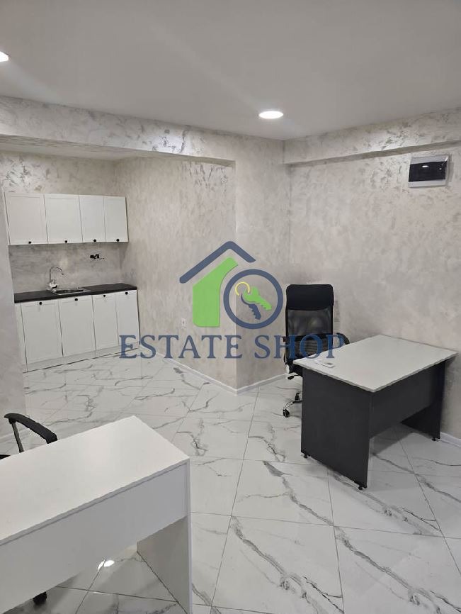 Продава ОФИС, гр. Пловдив, Кършияка, снимка 2 - Офиси - 52305018