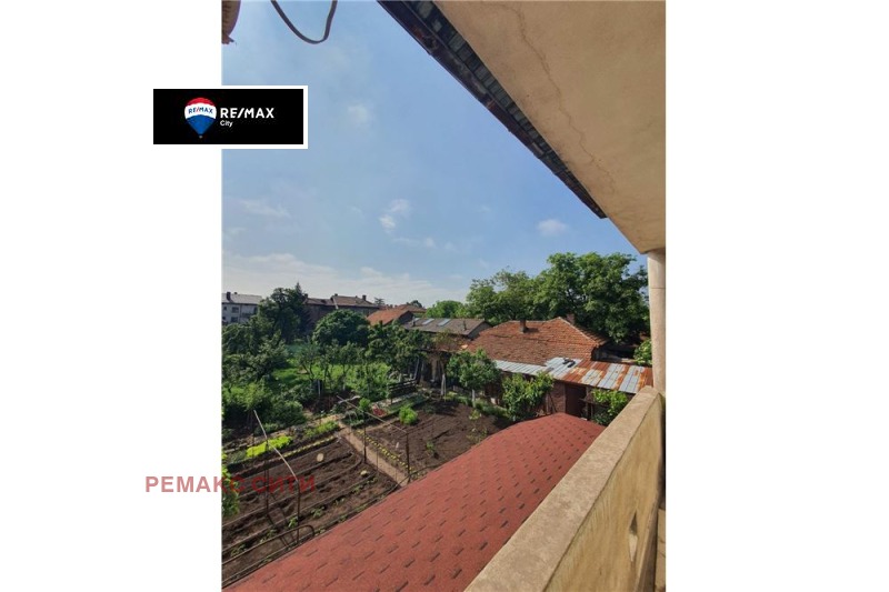 Продава ЕТАЖ ОТ КЪЩА, гр. София, област София-град, снимка 8 - Етаж от къща - 52733855