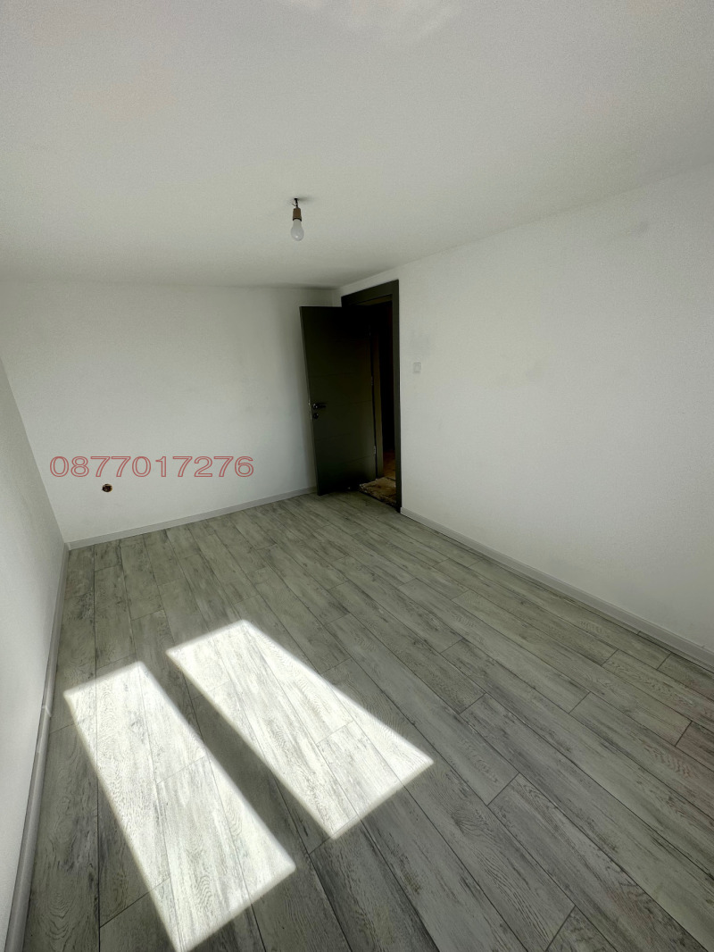Myytävänä  Talo Pleven alue , Pelišat , 150 neliömetriä | 67773587 - kuva [7]