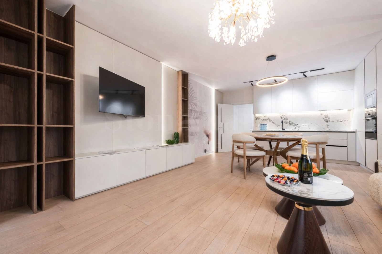 Продава 3-СТАЕН, гр. Варна, Център, снимка 7 - Апартаменти - 53958130