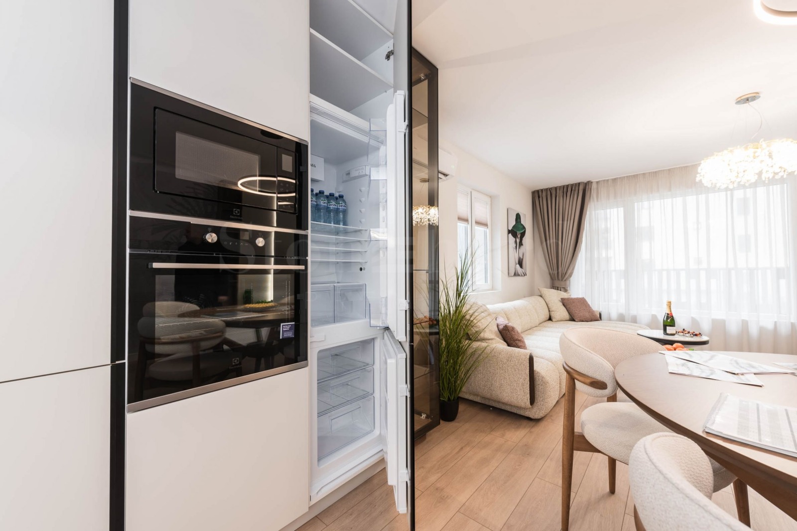 Продава 3-СТАЕН, гр. Варна, Център, снимка 10 - Апартаменти - 53958130