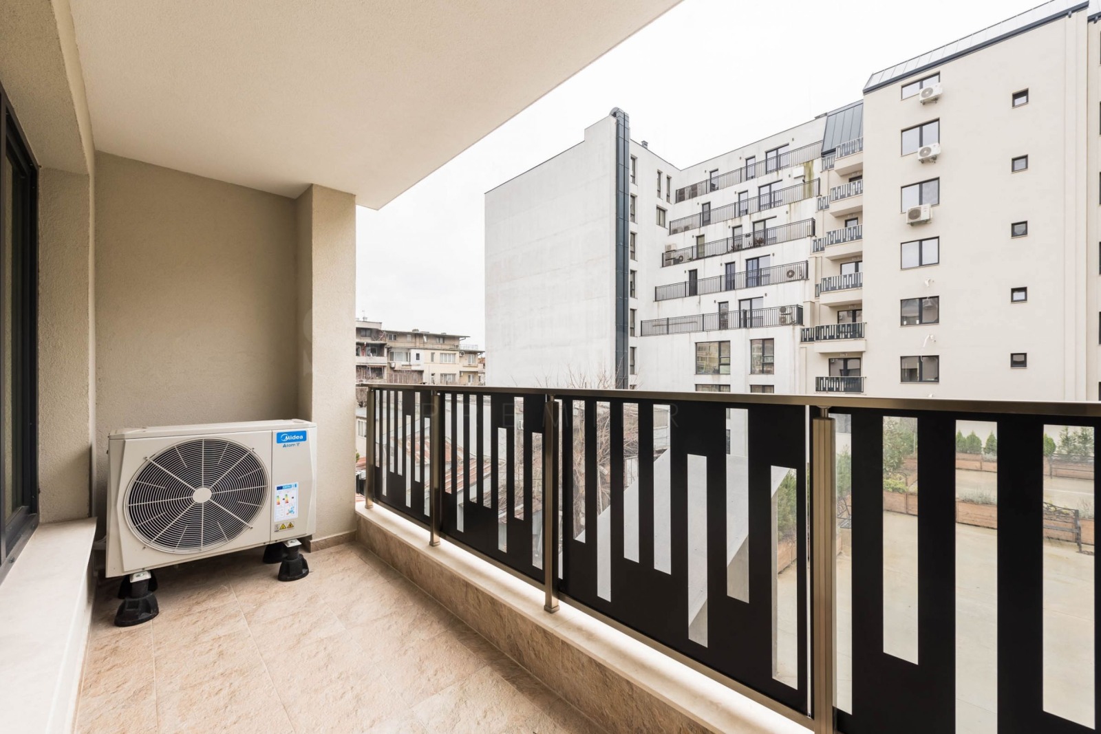 Продава 3-СТАЕН, гр. Варна, Център, снимка 5 - Апартаменти - 53958130