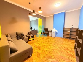3 soverom Tsentar, Sofia