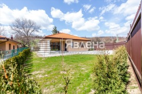 Продажба на имоти в с. Големо Бучино, област Перник - изображение 2 