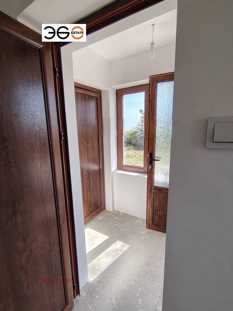 Продава КЪЩА, с. Манастир, област Варна, снимка 15 - Къщи - 56080575
