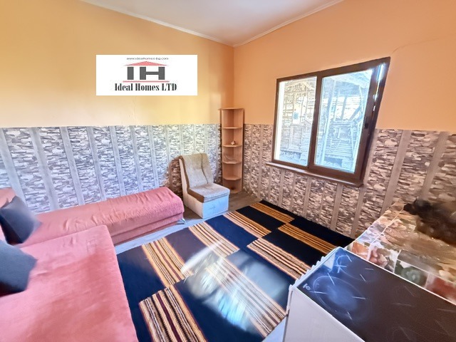 Продава КЪЩА, с. Теменуга, област Велико Търново, снимка 2 - Къщи - 56172676