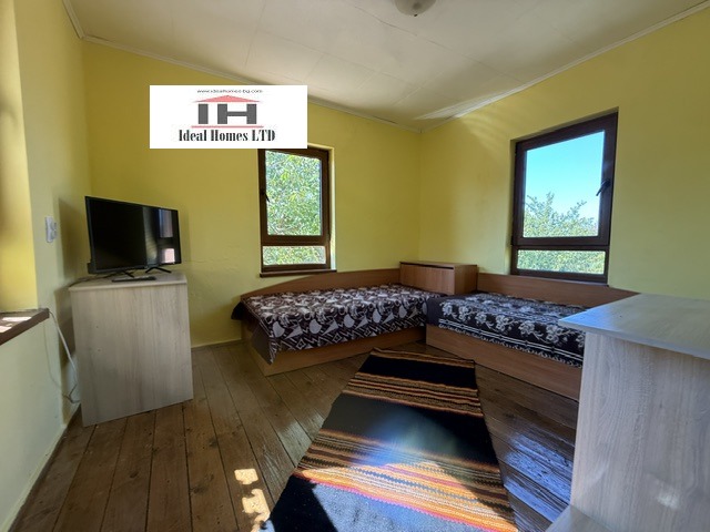 Продава КЪЩА, с. Теменуга, област Велико Търново, снимка 5 - Къщи - 56172676