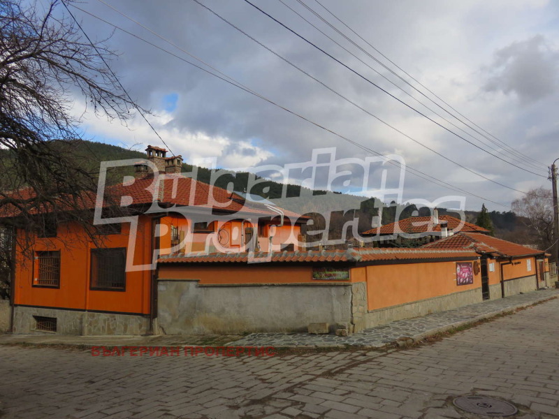 Продава БИЗНЕС ИМОТ, гр. Калофер, област Пловдив