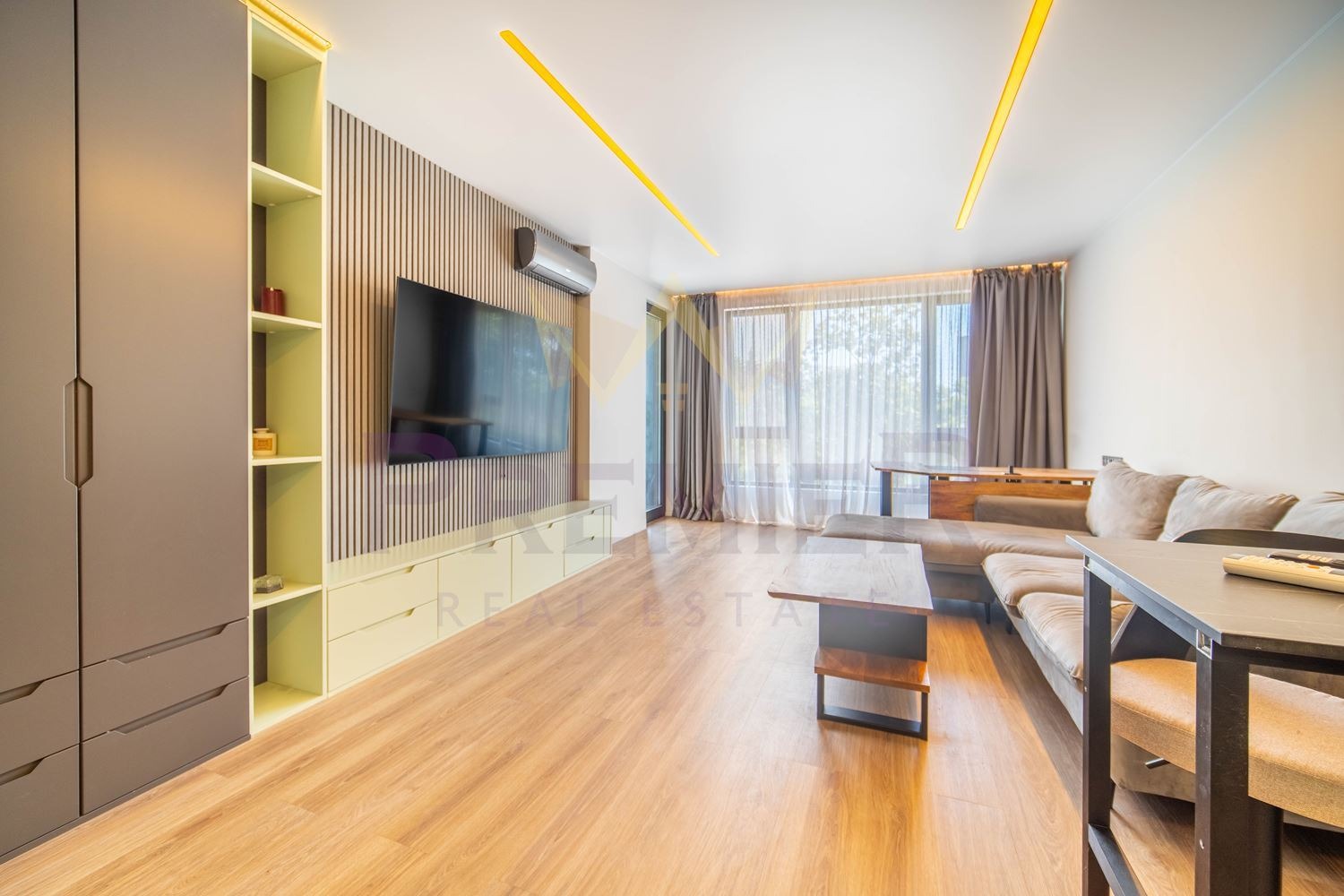 Продава 2-СТАЕН, гр. Варна, Бриз, снимка 2 - Апартаменти - 54695801