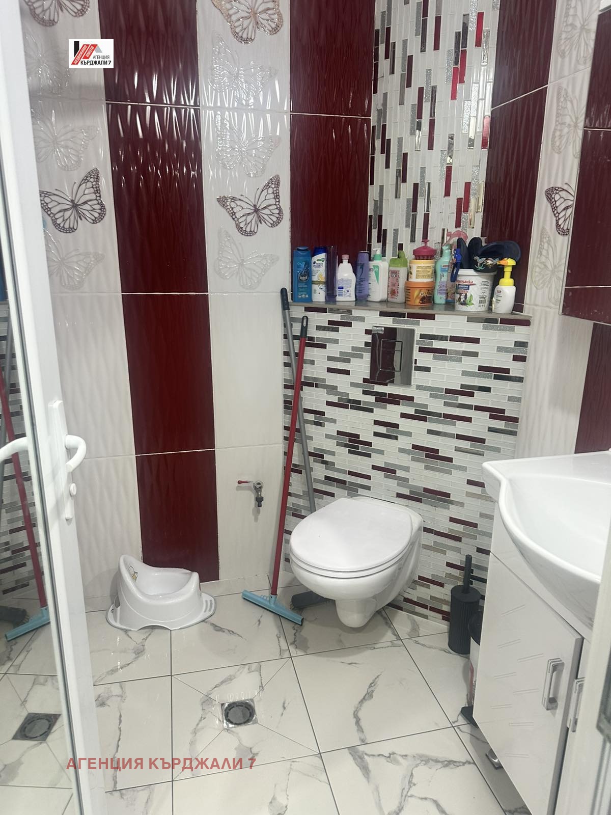 Продава 3-СТАЕН, гр. Кърджали, Център, снимка 10 - Апартаменти - 55145652