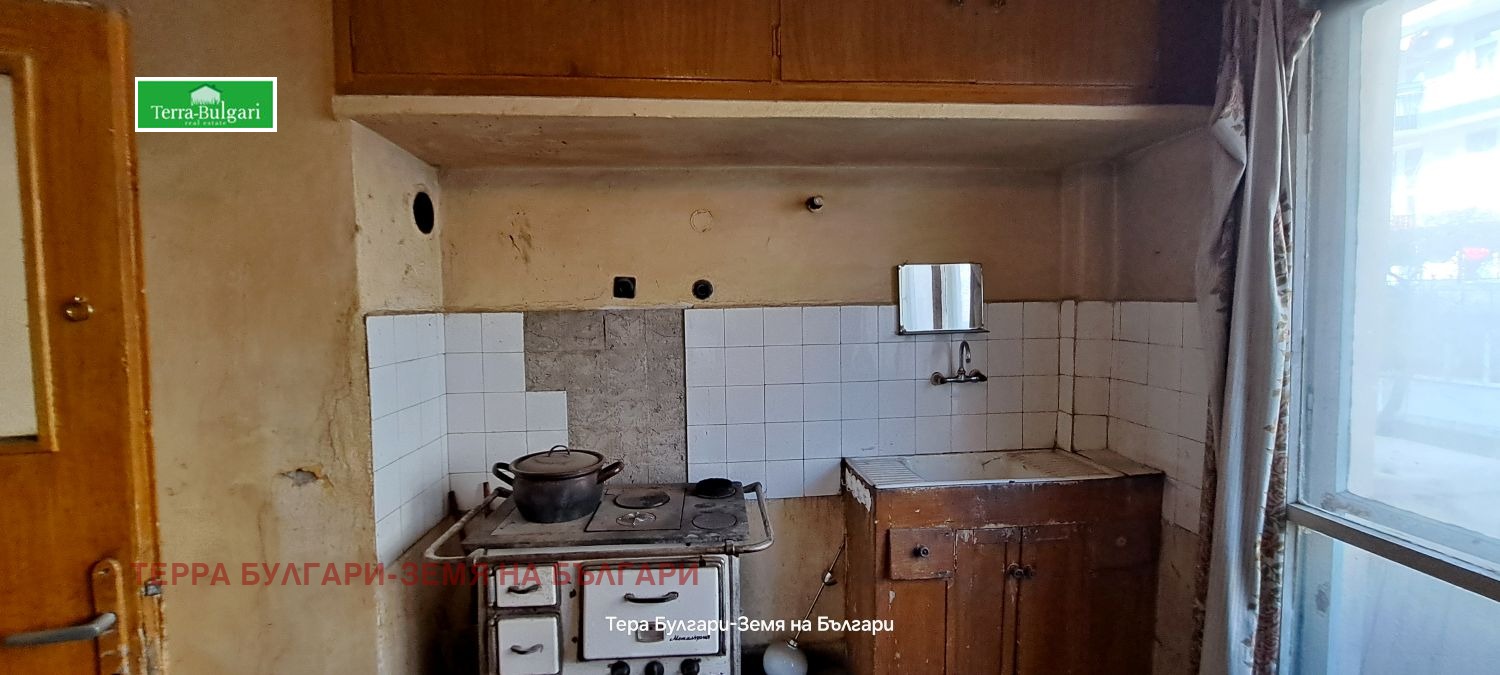 Продава 4-СТАЕН, гр. Перник, Рено, снимка 17 - Апартаменти - 53762051