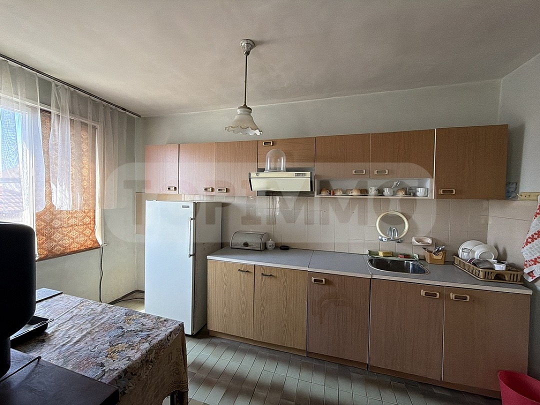 Продава КЪЩА, гр. Каварна, област Добрич, снимка 16 - Къщи - 55908624