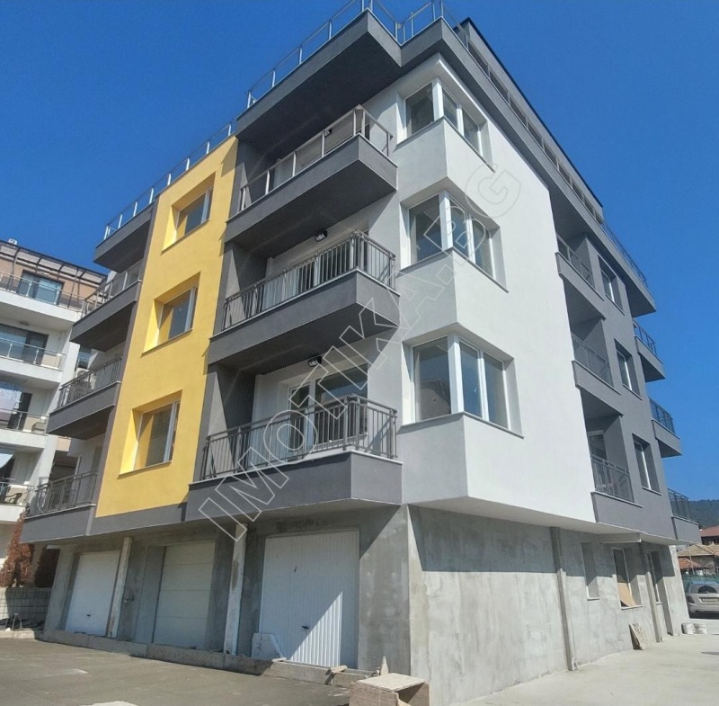 Продава 2-СТАЕН в град Варна, Виница - 57 кв.м / 107 990 € » 211 210.08 лв., ИМОТИКА