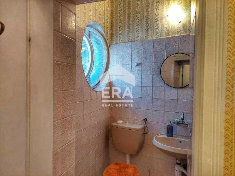 Продава ЕТАЖ ОТ КЪЩА | Imot.bg — изображение 9