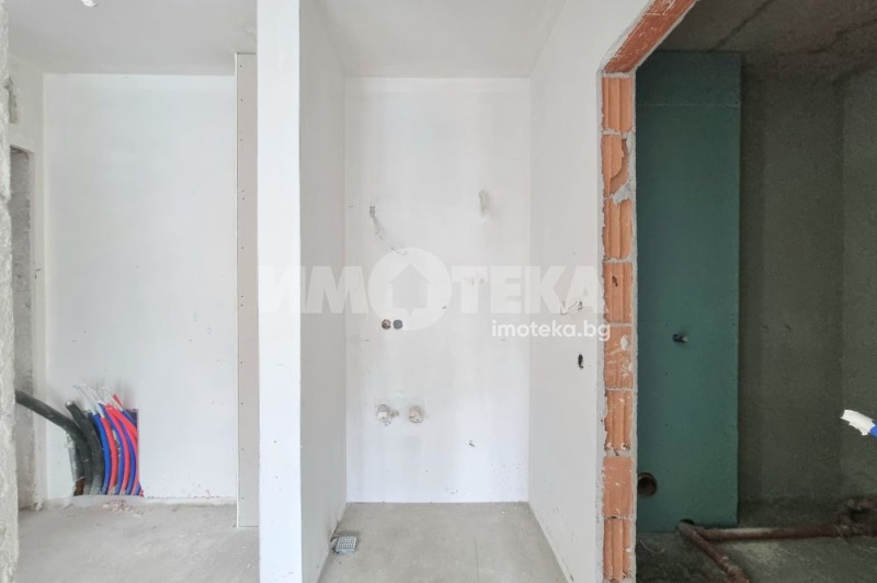 Продаја  1 спаваћа соба Софија , Красно село , 68 м2 | 39741301 - слика [16]