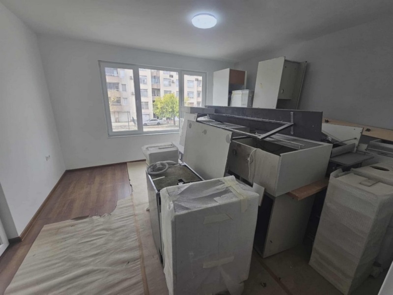 Na sprzedaż  1 sypialnia Kardżali , Wazrożdenci , 65 mkw | 38450171 - obraz [4]
