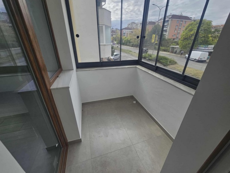 Na sprzedaż  1 sypialnia Kardżali , Wazrożdenci , 65 mkw | 38450171 - obraz [3]