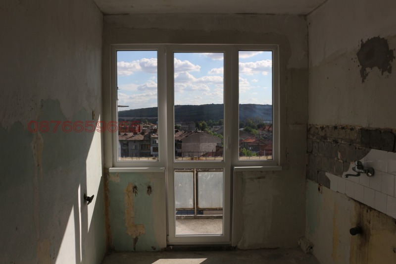 Продава 2-СТАЕН, гр. Полски Тръмбеш, област Велико Търново, снимка 6 - Апартаменти - 52779990