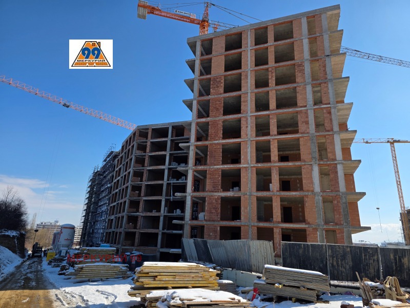 Продава  3-стаен град София , Младост 4 , 114 кв.м | 39082453