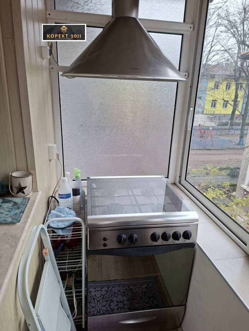 Продава МНОГОСТАЕН, гр. Русе, Родина 2, снимка 8 - Апартаменти - 52717595