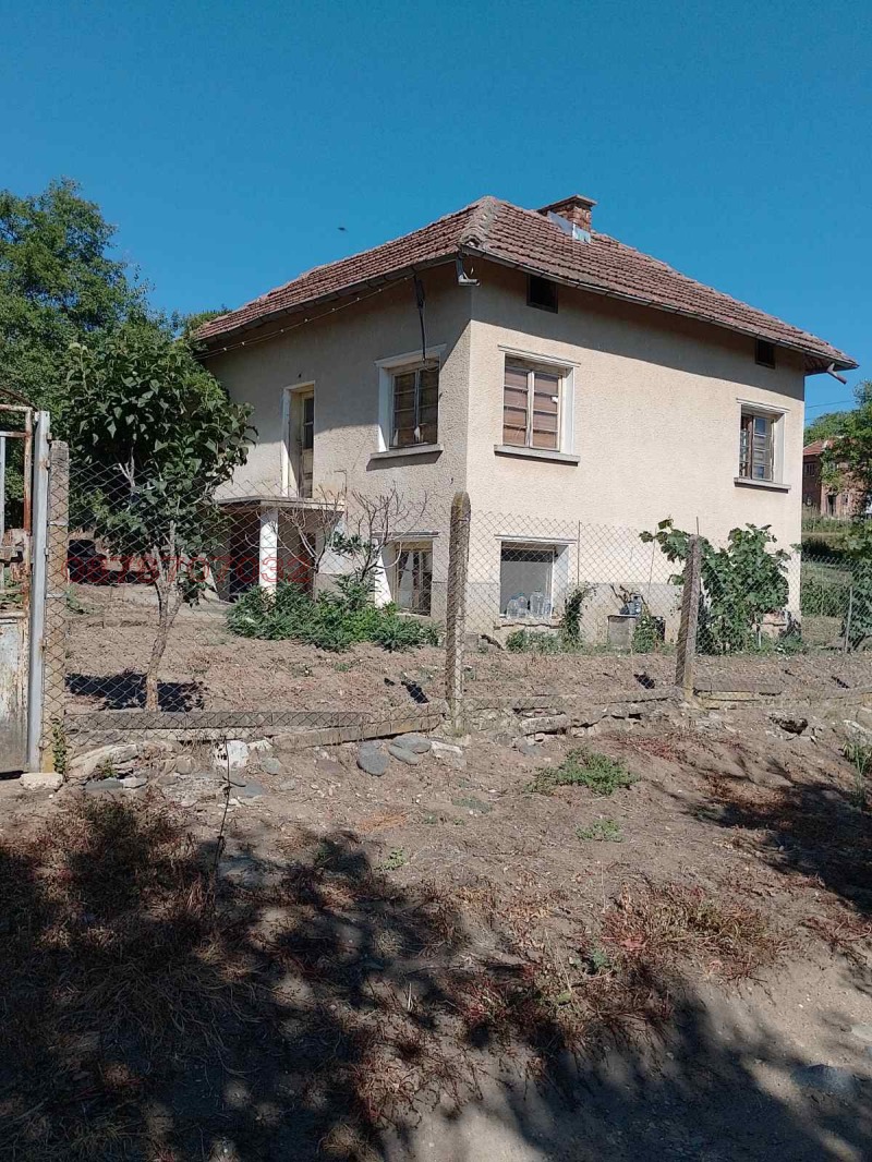 Продава КЪЩА, с. Балювица, област Монтана, снимка 3 - Къщи - 52781931