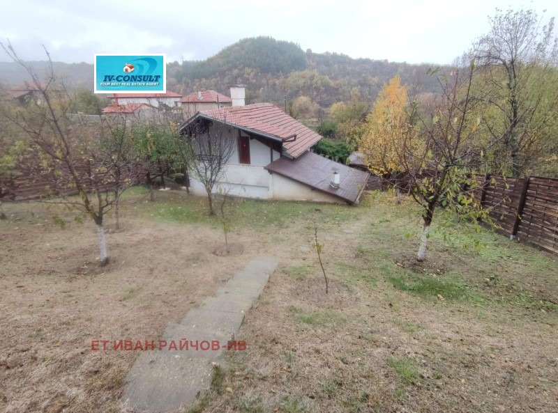 Продава КЪЩА, с. Слатино, област Кюстендил, снимка 14 - Къщи - 55173505