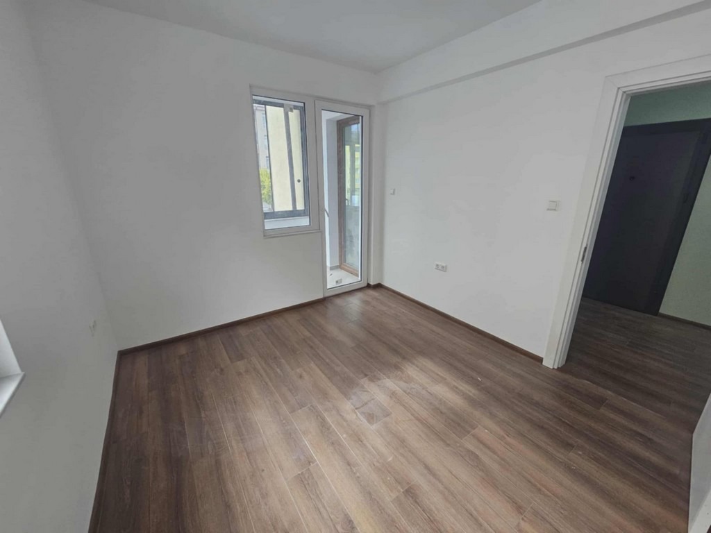 Продава 2-СТАЕН, гр. Кърджали, Възрожденци, снимка 2 - Апартаменти - 52071563