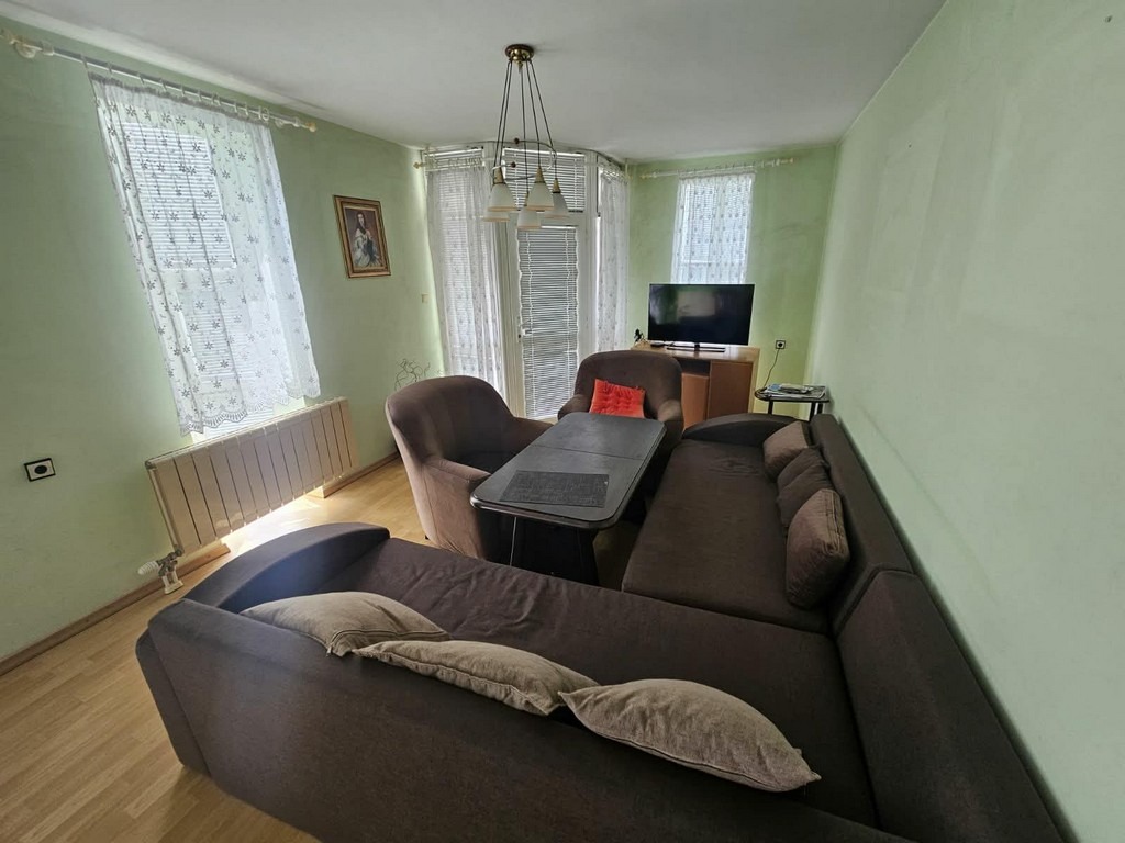 Продава 3-СТАЕН, гр. Кърджали, Център, снимка 2 - Апартаменти - 54222951