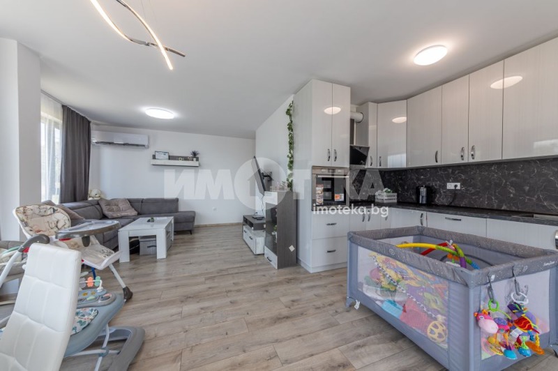 En venta  2 dormitorios Varna , Levski 1 , 117 metros cuadrados | 97135393 - imagen [2]