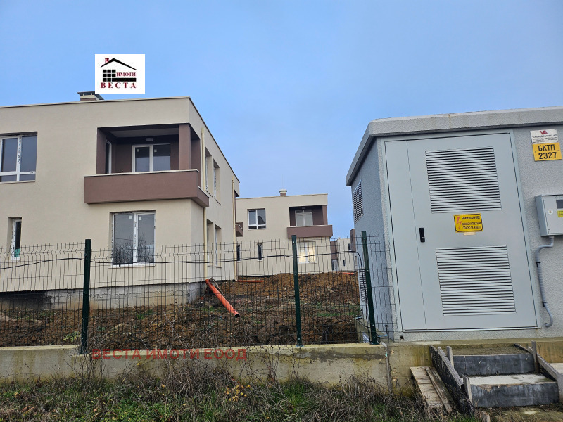 Продава КЪЩА, гр. Варна, м-т Боровец - юг, снимка 2 - Къщи - 53600617