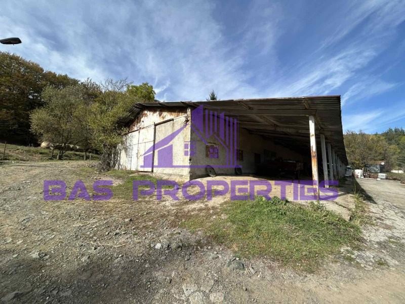 De vânzare  Cladire industriala Sofia , Jeleznița , 268 mp | 18909460