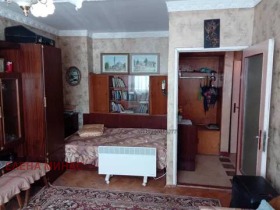 Studio Boian Balgaranov 2, Shumen 6