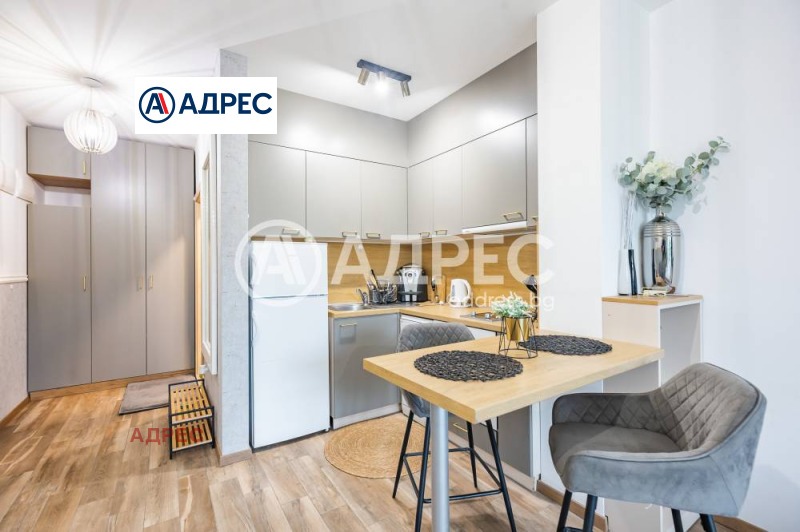 Продава 1-СТАЕН, гр. Варна, к.к. Св.Св. Константин и Елена, снимка 3 - Апартаменти - 53412270