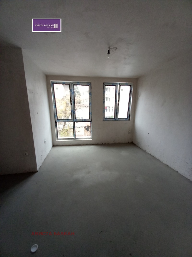 Na prodej  1 ložnice Sofia , Centar , 83 m2 | 17372332 - obraz [4]